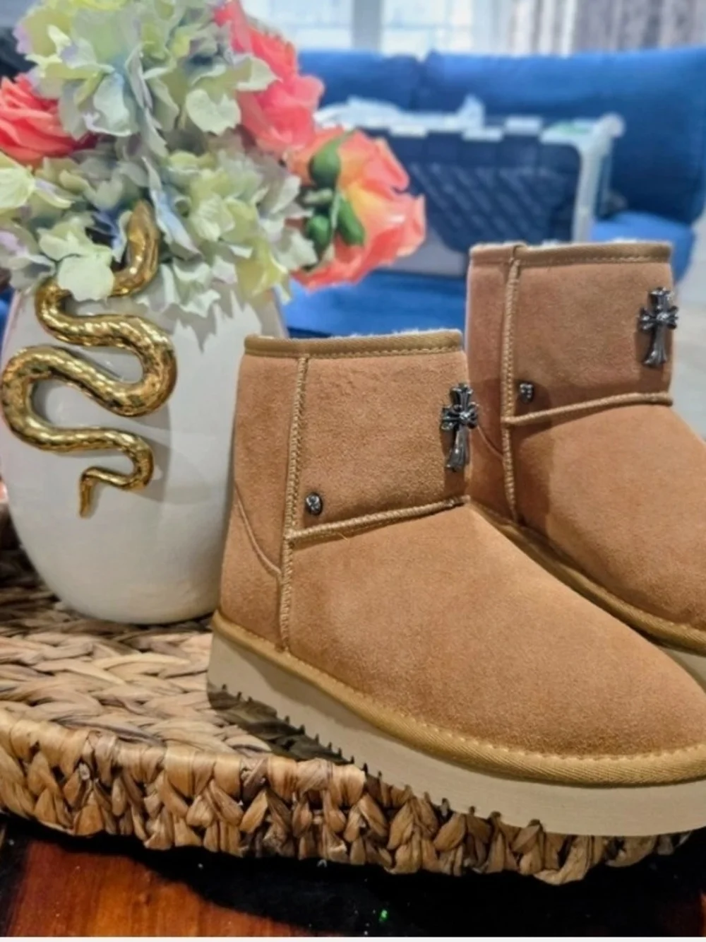 NEW Gothic Cross Luxury Inspired Faux Fur Boots - Chrome Detail - Size 6.5 - Picture 4 of 6